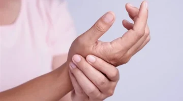 التهاب مبكر.. كيف يهدد التهاب المفاصل الروماتويدي صحة الجسم عند إهمال العلاج في المراحل الأولى